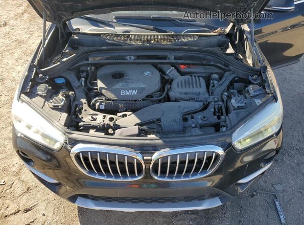 WBXHT3C39G5E51433 2016 BMW X1 Black Շարժիչի բաժամունքի տեսք