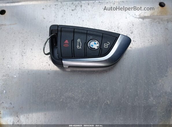 WBXHT3C39J5L31278 2018 BMW X1 White Dashboard view