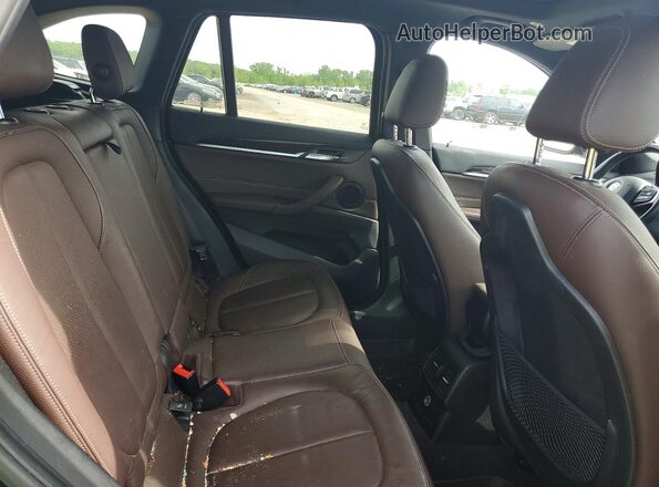WBXHT3C3XH5F75129 2017 BMW X1 Black Rear interior view