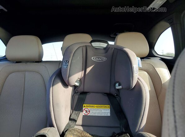 WBXHT3C3XJ5K24918 2018 BMW X1 Blue Widok tylnych siedzeń