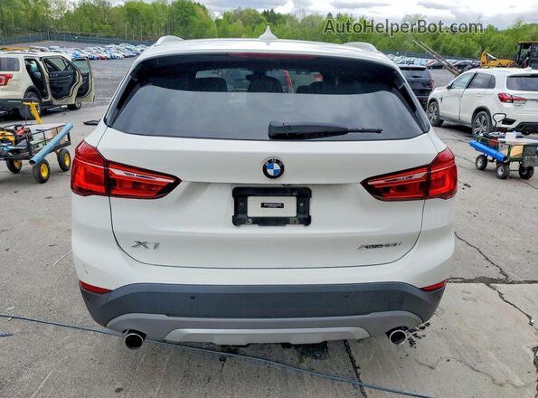 WBXHT3C51K5L90294 2019 BMW X1 White 