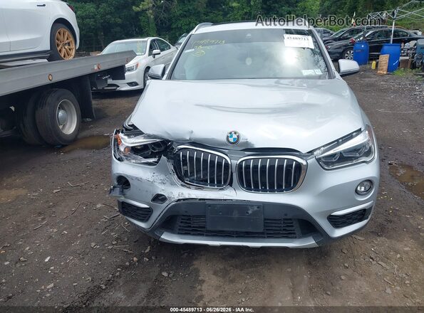 WBXHT3C52K5L91339 2019 BMW X1 Silver Widok zestawu wskaźników