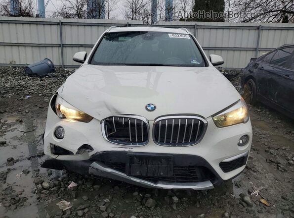 WBXHT3C53K5L36236 2019 BMW X1 White Դիմացի տեսք