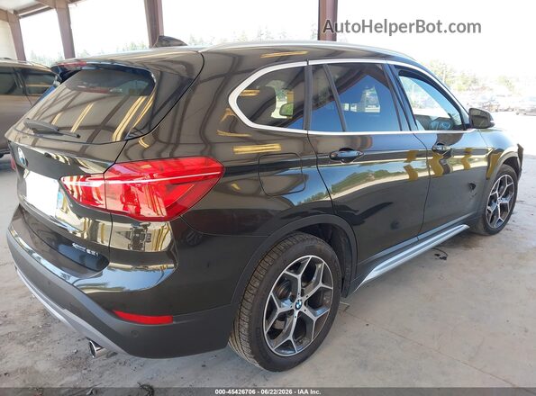 WBXHT3C58K5L36023 2019 BMW X1 Black Tył prawy
