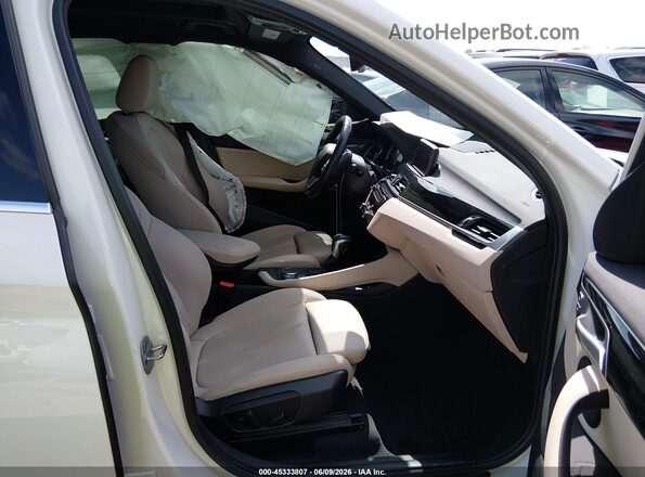 WBXHT3C59K5L37732 2019 BMW X1 White წინა სალონის ხედი
