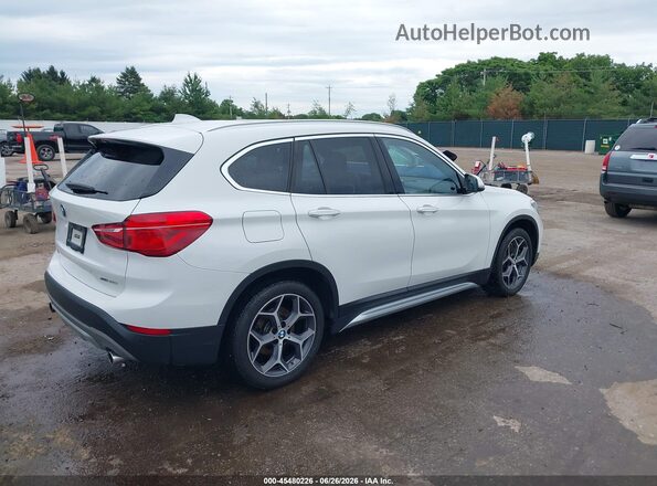 WBXHT3C59K5N47747 2019 BMW X1 White Rear right