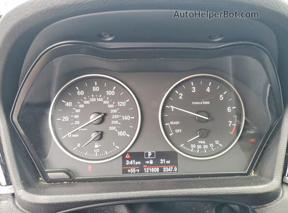 WBXHT3Z33H4A54010 2017 BMW X1 Gray Vista del cuadro de instrumentos