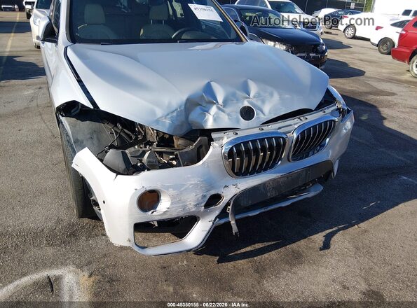 WBXHT3Z33H4A58204 2017 BMW X1 Silver წინა ხედი
