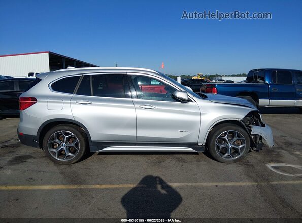 WBXHT3Z33H4A58204 2017 BMW X1 Silver სალონის 360-გრადუსიანი ხედი