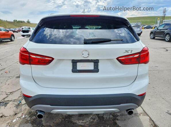 WBXHT3Z35H4A54915 2017 BMW X1 Белый Вид сзади