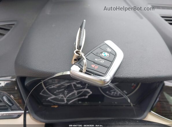 WBXHT3Z36G4A49608 2016 BMW X1 Gray Вид панелі приладів