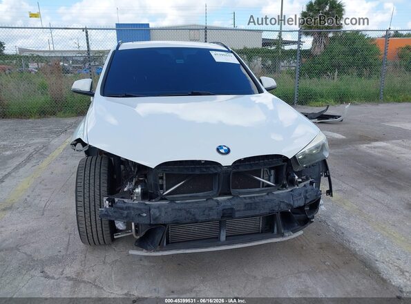WBXHU7C30H5H37709 2017 BMW X1 White Դիմացի տեսք