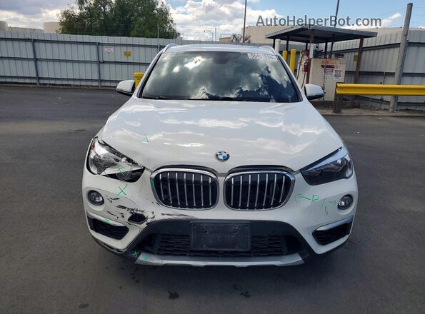 WBXHU7C31HP924751 2017 BMW X1 White 