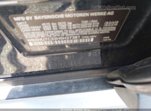 WBXHU7C33H5H37381 2017 BMW X1 Black Engine compartment view