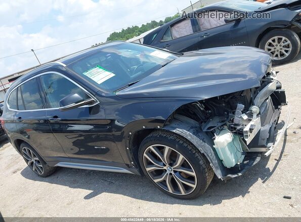 WBXHU7C33H5H37381 2017 BMW X1 Black Rear interior view