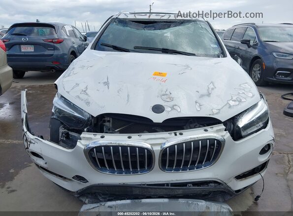 WBXHU7C34H5H35476 2017 BMW X1 White Front view