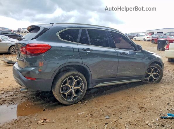 WBXHU7C34HP925022 2017 BMW X1 Серый Задняя правая четверть