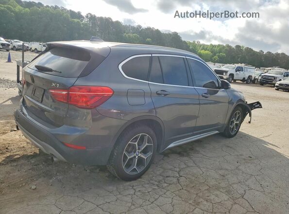 WBXHU7C39H5H35280 2017 BMW X1 Gray Trasero derecho