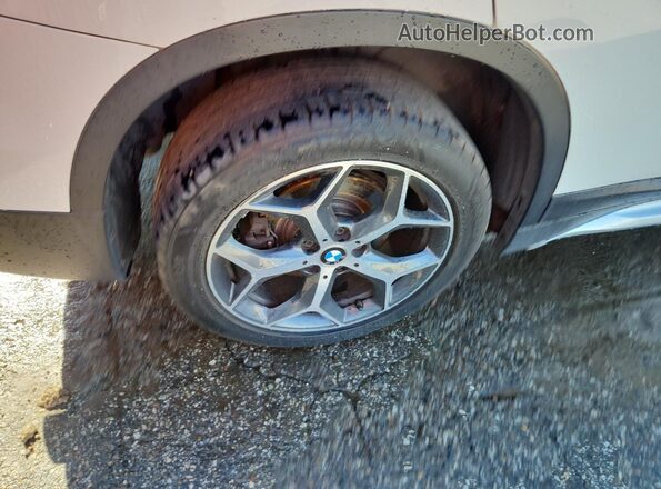 WBXHU7C39H5H36669 2017 BMW X1 White 