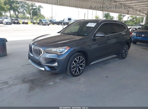 WBXJG7C03M5S26677 2021 BMW X1 Gray Передня ліва чверть