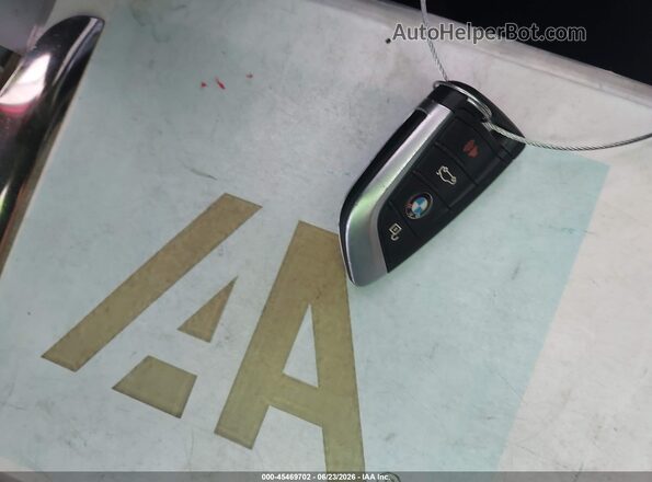 WBXJG7C03M5S26677 2021 BMW X1 Gray Вид панелі приладів