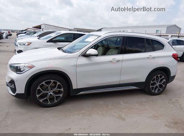 WBXJG7C07M3M65581 2021 BMW X1 White სალონის 360-გრადუსიანი ხედი