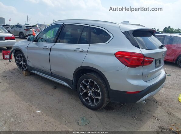 WBXJG7C08L5R93746 2020 BMW X1 Серебряный Задняя левая четверть