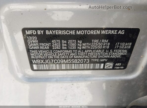 WBXJG7C09M5S82073 2021 BMW X1 Серебряный Вид подкапотного пространства