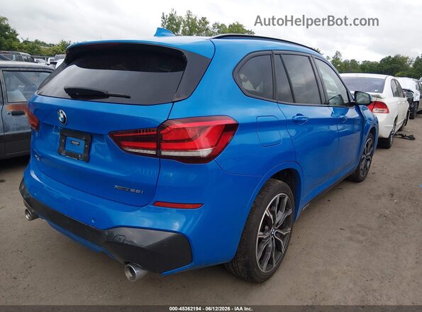 WBXJG9C01M5T65959 2021 BMW X1 Blue Trasero derecho