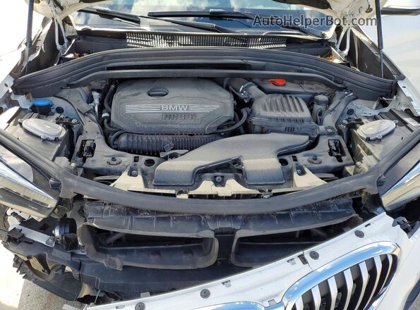 WBXJG9C01M5U27408 2021 BMW X1 Белый Вид задней части салона