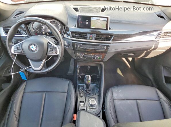 WBXJG9C01M5U27408 2021 BMW X1 Белый Вид панели приборов