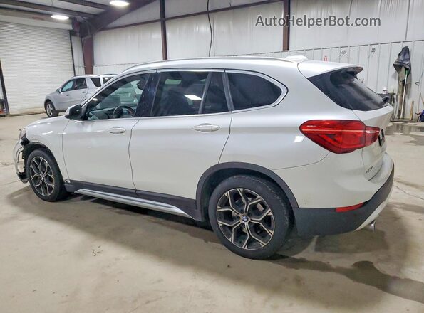 WBXJG9C04M5U42811 2021 BMW X1 White 