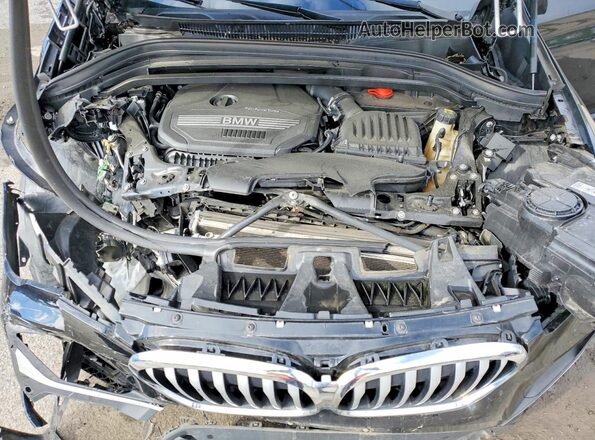 WBXJG9C07M5T17804 2021 BMW X1 Black Вид підкапотного простору