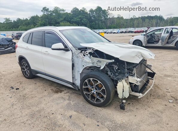 WBXJG9C08L5P75401 2020 BMW X1 White Front right