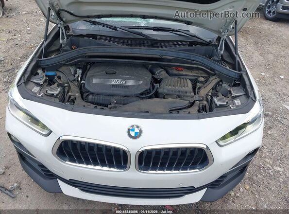 WBXYH9C04L5P23999 2020 BMW X2 White Rear view
