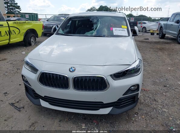 WBXYH9C04L5P23999 2020 BMW X2 White Instrument cluster view