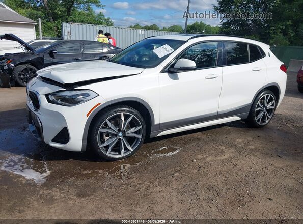 WBXYJ1C00M5T06533 2021 BMW X2 White Առջևի ձախ երեք քառորդ տեսարան