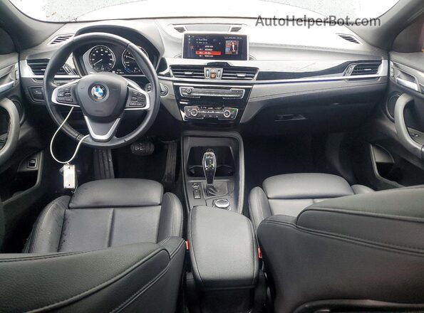WBXYJ1C01L5P15350 2020 BMW X2 Черный Вид панели приборов