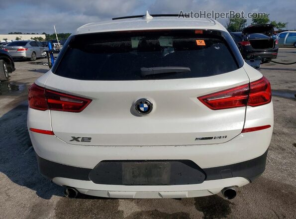 WBXYJ3C34JEJ75916 2018 BMW X2 White უკანა ხედი