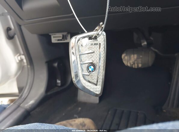 WBXYJ3C39JEP75797 2018 BMW X2 White Vista del salpicadero