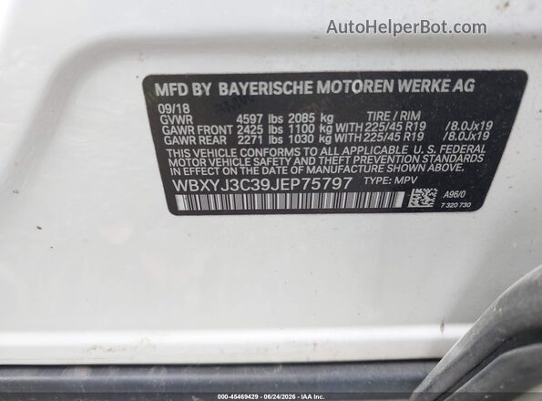 WBXYJ3C39JEP75797 2018 BMW X2 White Vista del compartimento del motor