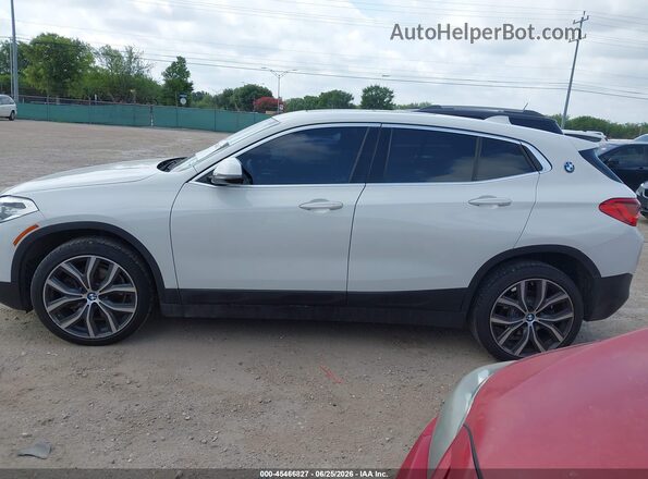 WBXYJ3C59KEP76967 2019 BMW X2 White Widok wnętrza 360 stopni
