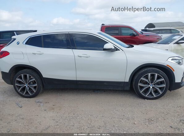 WBXYJ3C59KEP76967 2019 BMW X2 White Widok wnętrza z tyłu