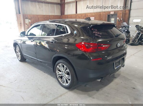 WBXYJ5C35JEF77376 2018 BMW X2 Brown Rear left