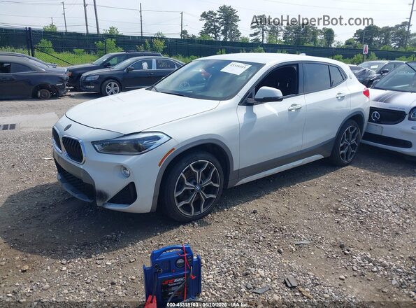 WBXYJ5C36JEF76995 2018 BMW X2 White Vista tres cuartos delantera izquierda