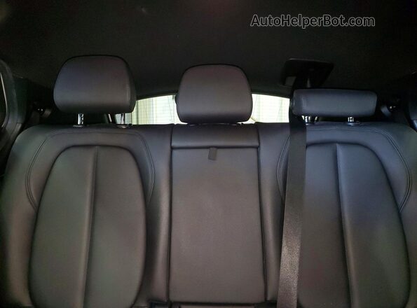 WBXYJ5C39JEF79261 2018 BMW X2 White Հետևի նստատեղերի տեսք