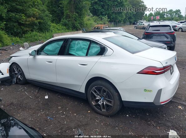WBY13HG07SCT13787 2025 BMW OTHER White Вид задньої частини салону