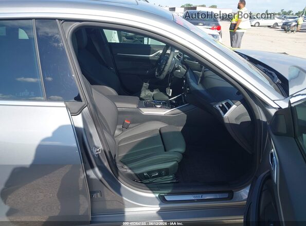 WBY23HD01SFV78762 2025 BMW I4 Gray Front interior view
