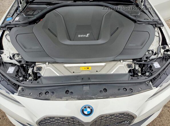 WBY23HD04SFU71589 2025 BMW I4 White Widok wnętrza z tyłu