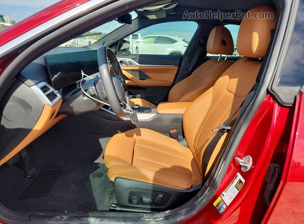 WBY23HD0XSFT99569 2025 BMW I4 Red Vista interior delantera